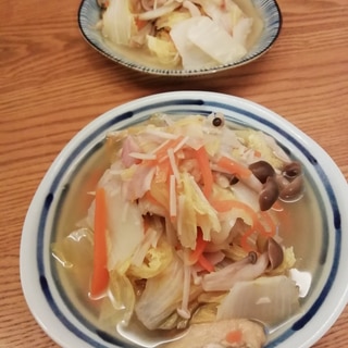 ベーコンと白菜の煮浸し